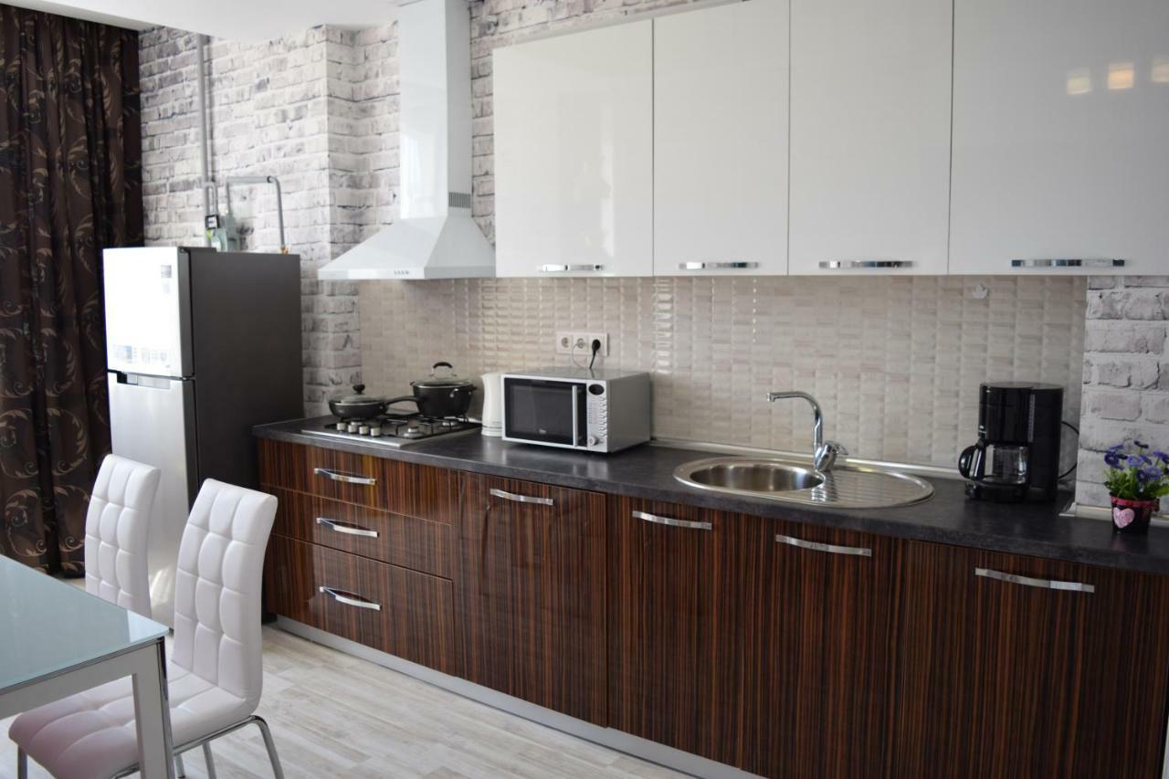 Apartment With Good View In The Center Biszkek Zewnętrze zdjęcie