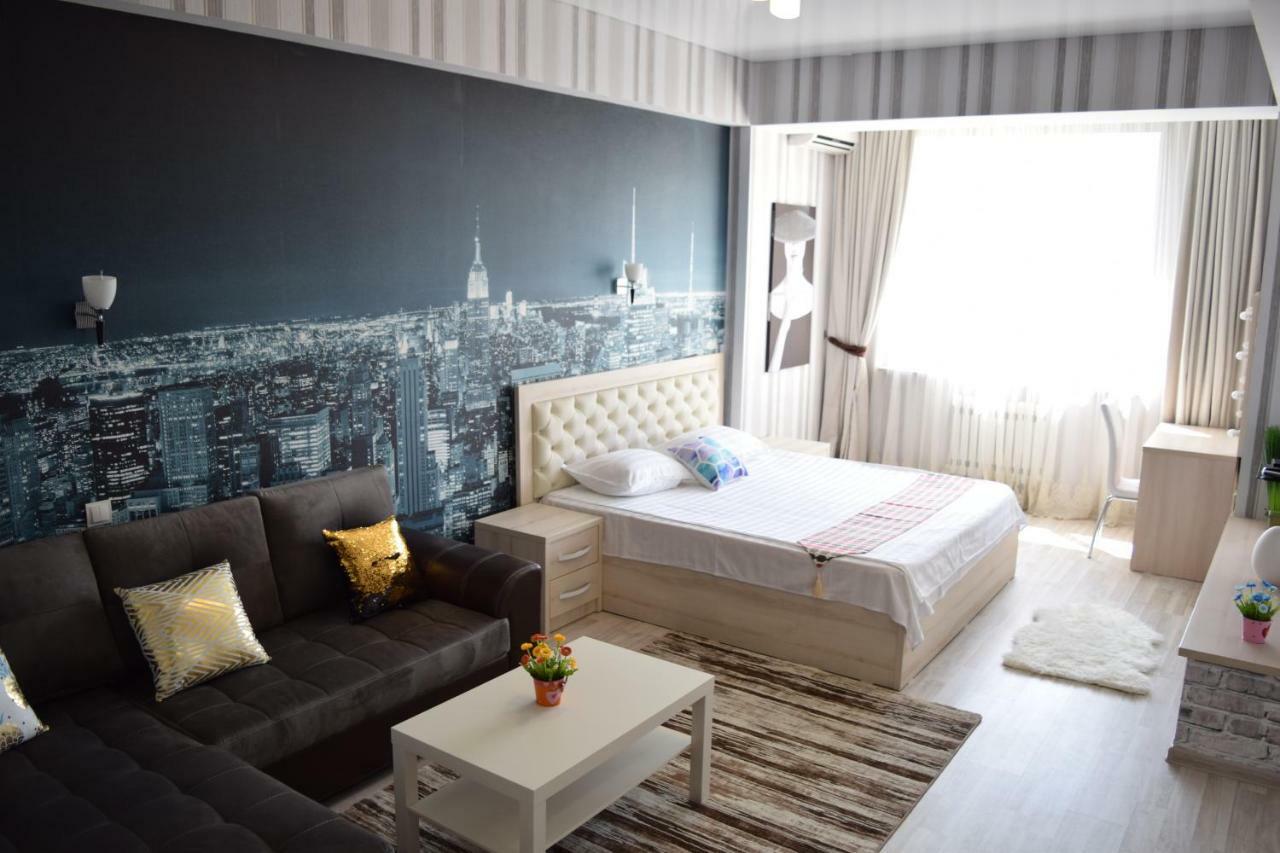 Apartment With Good View In The Center Biszkek Zewnętrze zdjęcie
